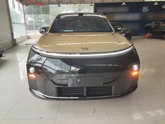 Li Auto из Китая — фото с китайской площадки