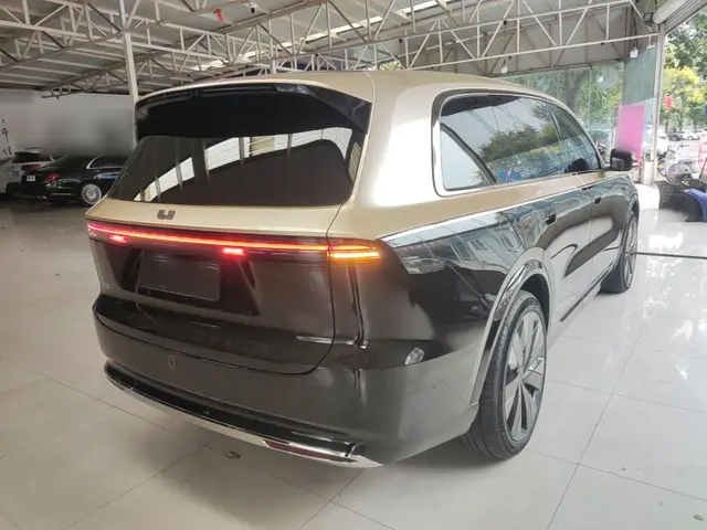 Li Auto из Китая — фото с китайской площадки