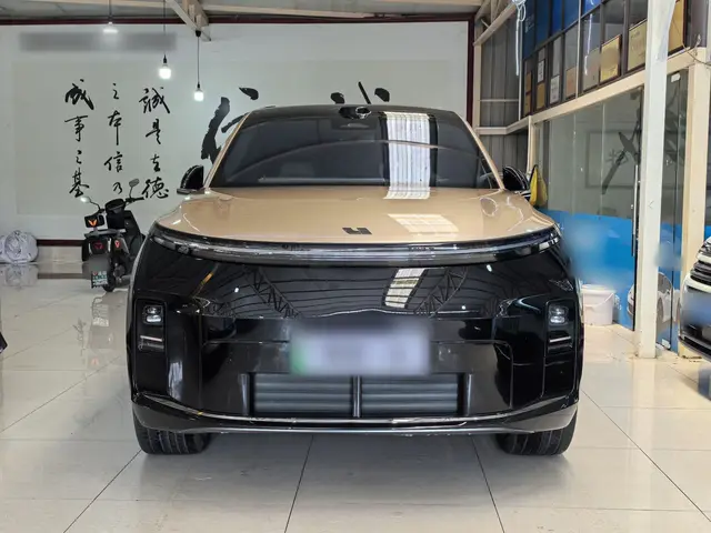 Li Auto из Китая — фото с китайской площадки