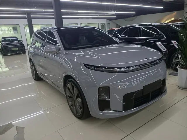 Li Auto из Китая — фото с китайской площадки