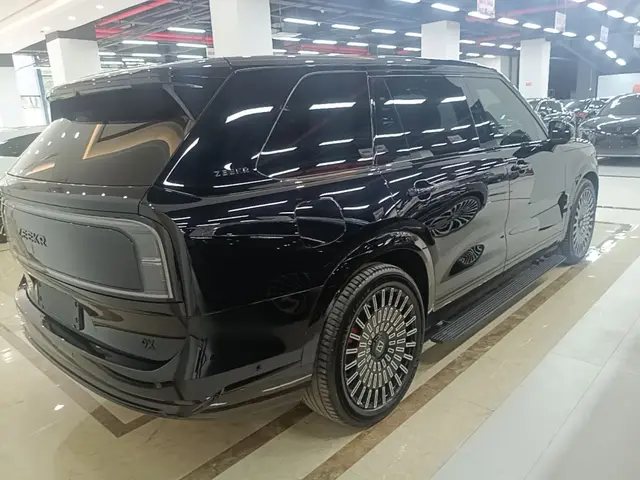 Zeekr 9X из Китая — фото с китайской площадки