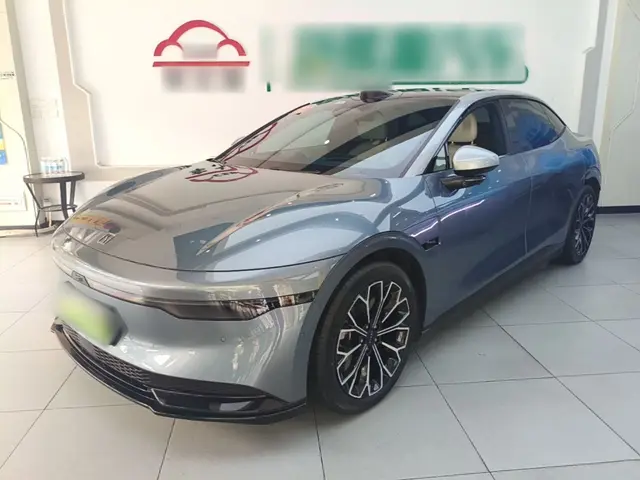 Zeekr из Китая — фото с китайской площадки
